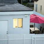 Riverside Luxury Retreat 3B ,3Ba Next To Downtown